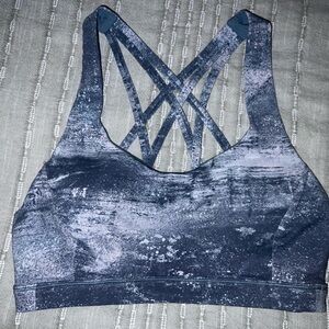 Lululemon energy bra size 6 - teal, white
